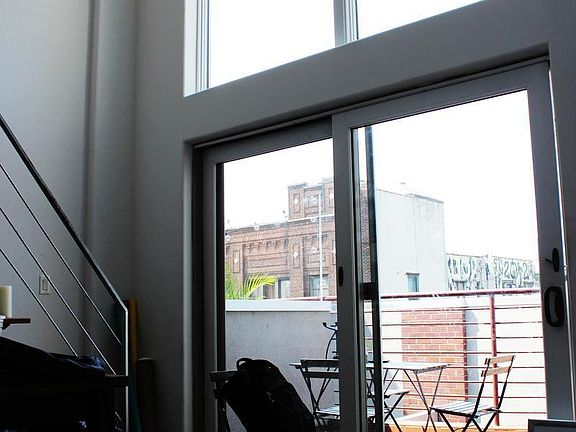 5th image of 96 Meserole St APT 4A