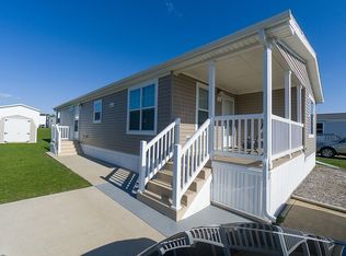 1321 Eagleview Dr, Marion, IA 52302