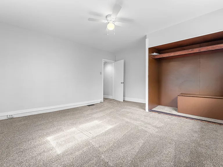 2816 Patterson St S — Photo 8