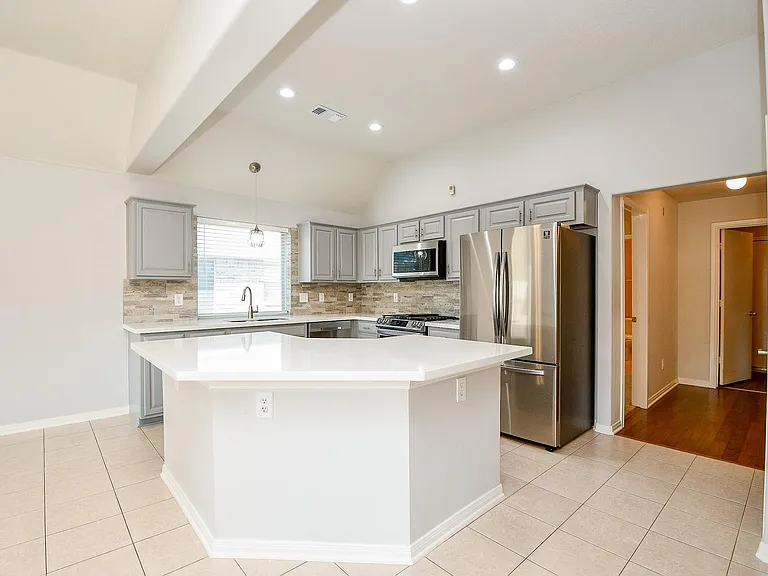 1816 Oak Lodge Dr — Photo 9