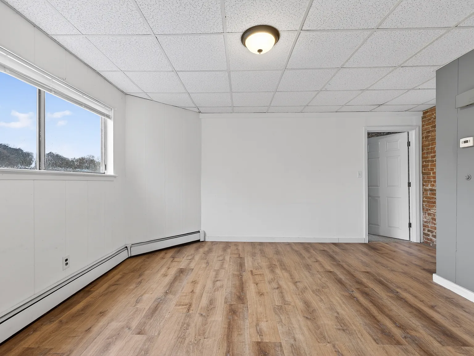 42 Almont Street - 3R — Photo 3