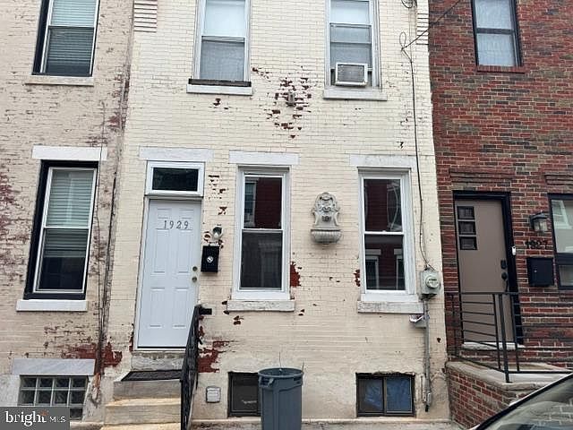 1st image of 1929 Hoffman St