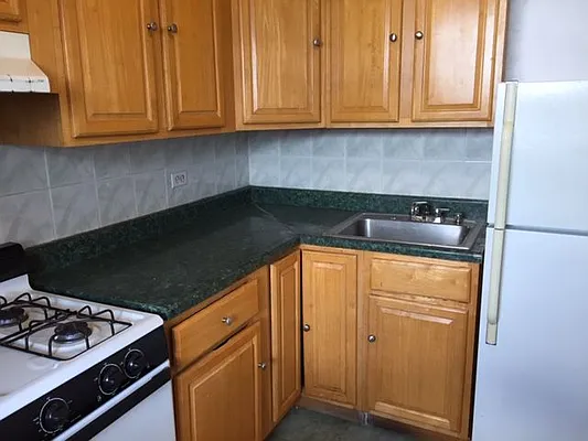 Sold by Strictly Realty Inc | media 6