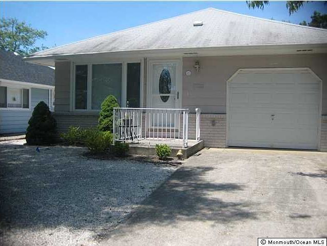 1st image of 12 Mount Fairweather Ln