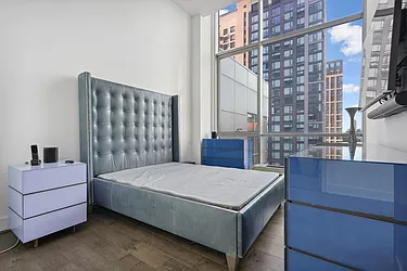 Sold by Modern Spaces