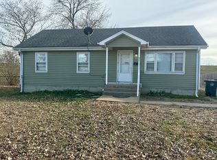 925 Pyramid Dr, Valley Park, MO 63088