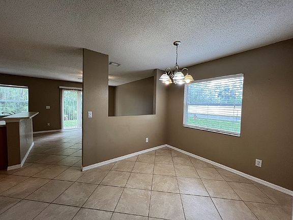 5th image of 4310 Silver Falls Dr