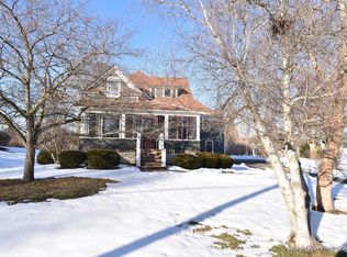 1033 Main St, Batavia, IL 60510