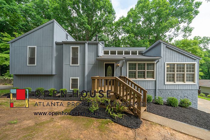 1st image of 1237 Laurel Cliff Dr SE