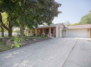 2110 Chicago Ave, Spirit Lake, IA 51360