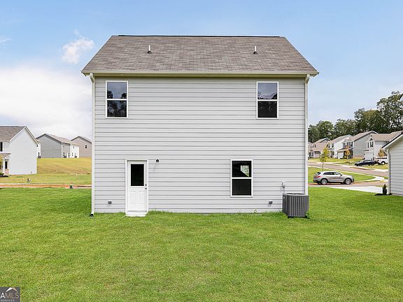 3rd image of 114 Howell Dr