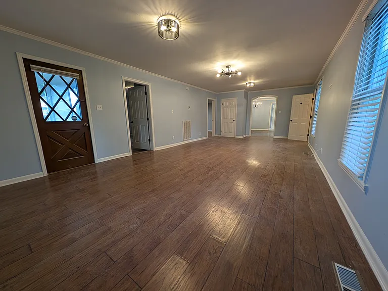 107 W Cooper St — Photo 12