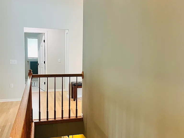 1018 Ganser Dr — Photo 8