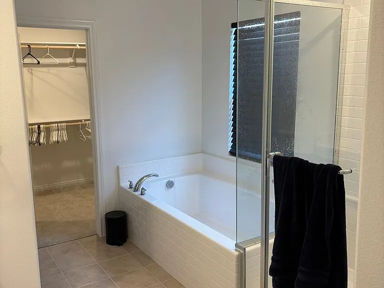 1375 Yeager Ave — Photo 8