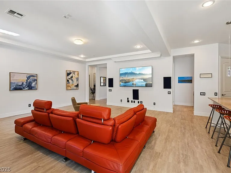 2341 Martinique Ave — Photo 12