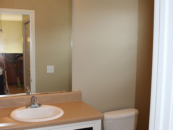 1/2 bath