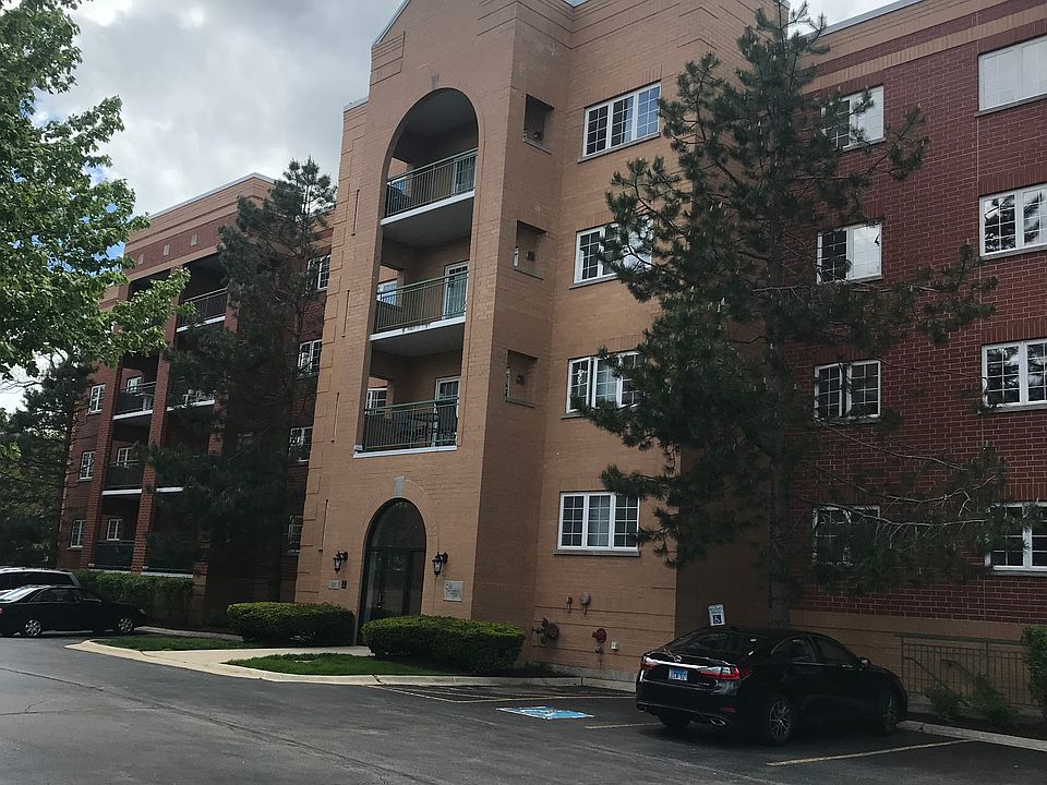 1st image of 55 S Hale St Unit 106