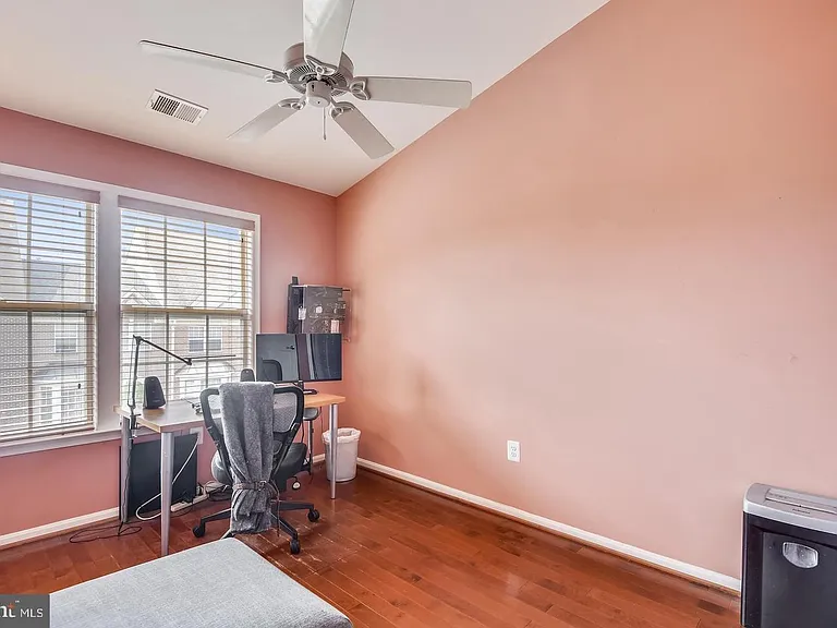 13500 Martha Jefferson Pl — Photo 20