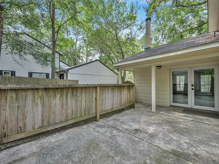 14 E Wandering Oak Dr — Photo 38