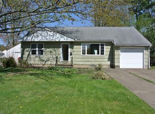 1112 E River St, Elyria, OH 44035