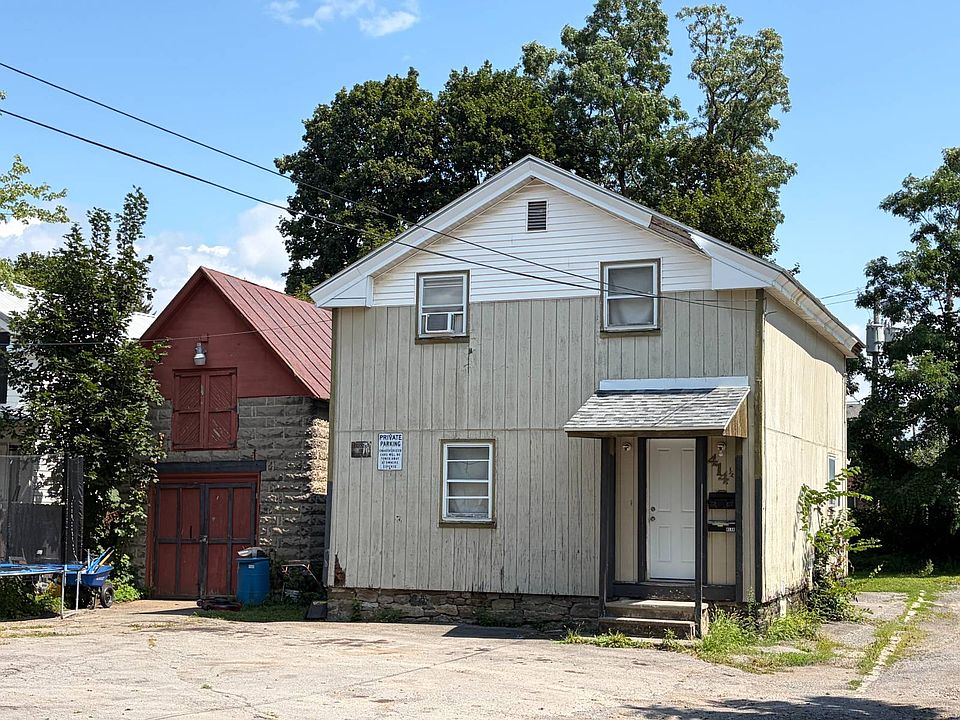 2nd image of 414 & 414-1/2 N Prospect St