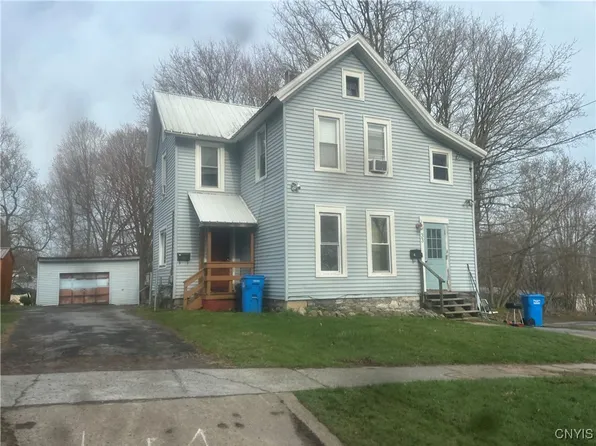 33 Champion St, Carthage, NY 13619
