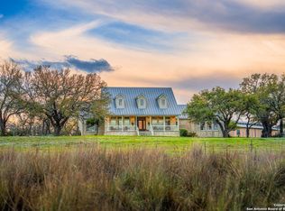 434 Cave Creek Rd, Fredericksburg, TX 78624