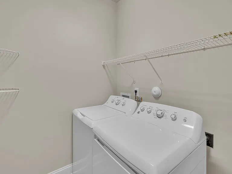 320 Trout Valley Rd — Photo 29