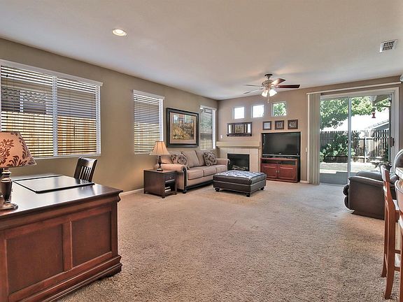 5th image of 1557 Sweetgrass Ln