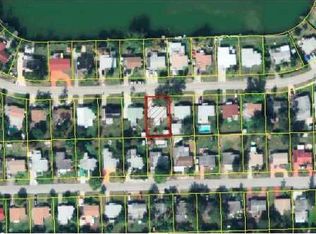 5840 S Farragut Dr, Hollywood, FL 33021