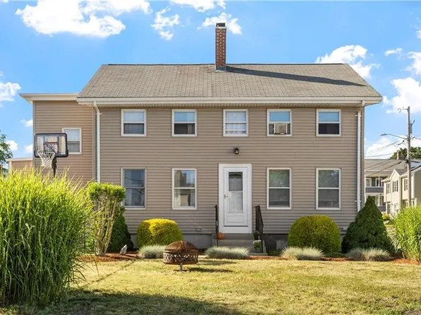 93 French St, Pawtucket, RI 02860
