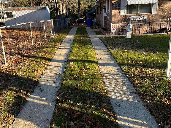 2nd image of 1854 Stanberry St