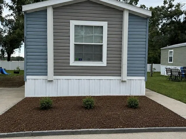 3 bed, 1056 sqft, $2,000 — Photo 1