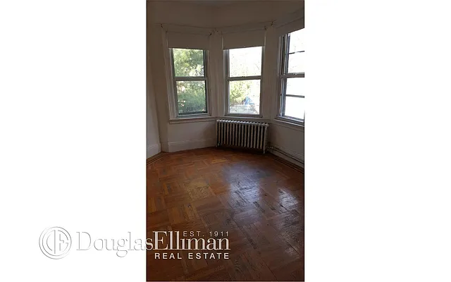 Rented by Douglas Elliman | media 16