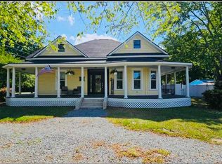 2858 Creek Rd, Timmonsville, SC 29161