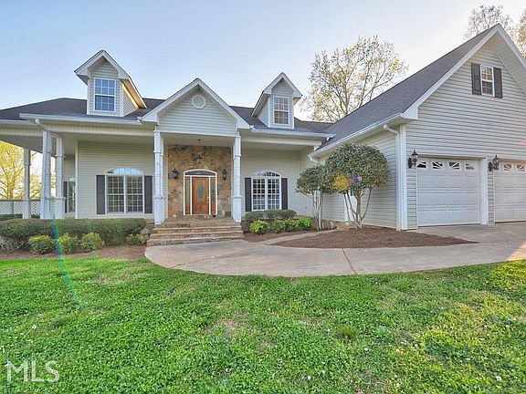 2nd image of 114 Laurel Ct