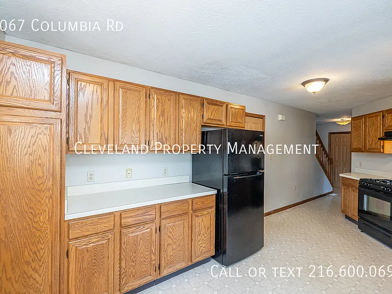 2067 Columbia Rd — Photo 11