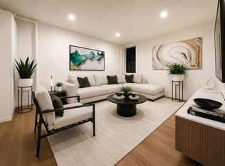 406 W 39th St APT 3R, New York, NY 10018