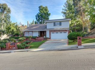 19500 Braewood Dr, Tarzana, CA 91356
