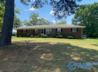 15846 Brownsferry Rd, Athens, AL 35611
