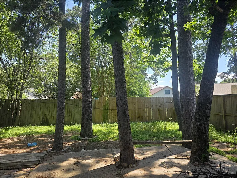 23322 Dew Wood Ln — Photo 18
