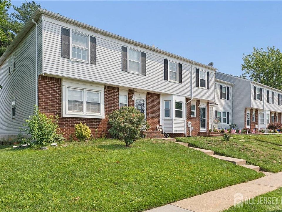 1st image of 45 Astor Ct