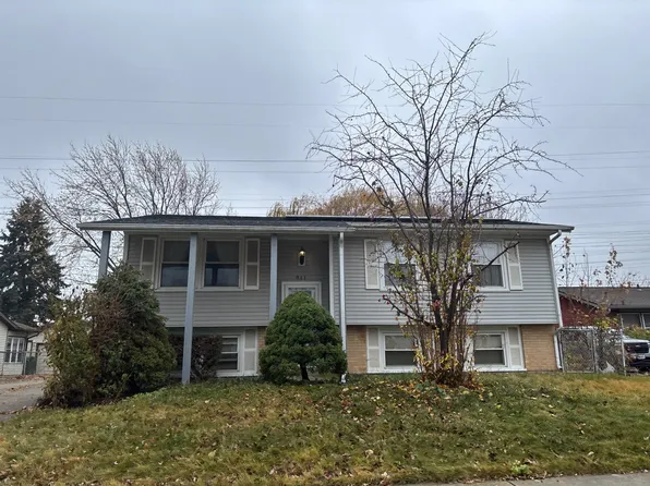 811 Oakton Ave, Romeoville, IL 60446