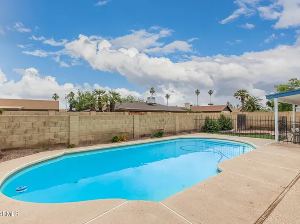2020 E WATSON Drive, Tempe, AZ 85283