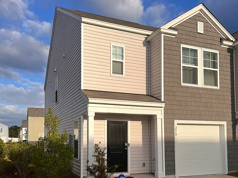250 Blue Haw Dr — Photo 1