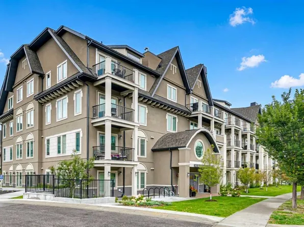 140 S Mahogany St SE #218, Calgary, AB T3M 2R2