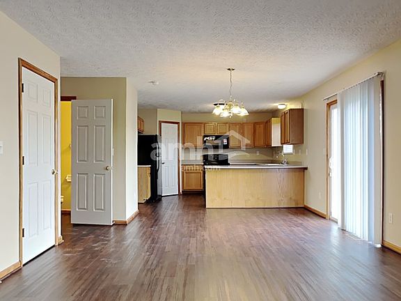4th image of 906 W Jameson Ct