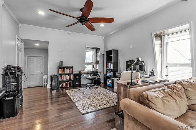 133 Elmwood Ave — Photo 3