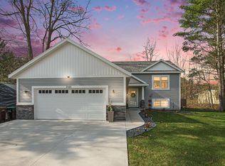 2661 Ezekiel Dr, Muskegon, MI 49442