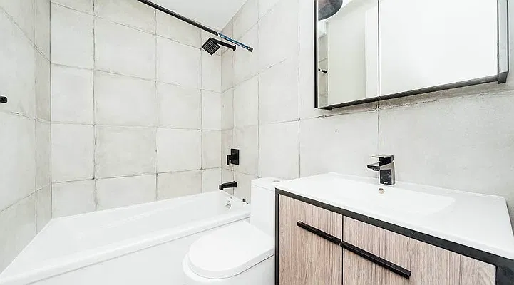 Rented by Voro NYC | media 10